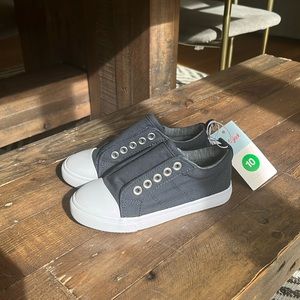 Brand New with tags. Boys Cat & Jack Navy Slip on Sneakers.